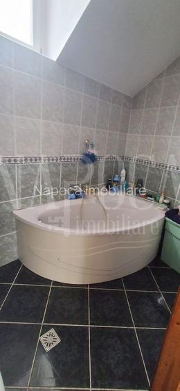 Casa 6 camere de vanzare in Velenta Oradea, Oradea - 9