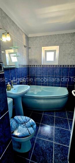 Vanzare apartament 4 camere , micro 3 Targoviste