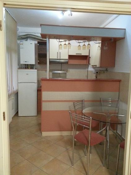 Inchiriez apartament 1 camera cu parcare subterana
