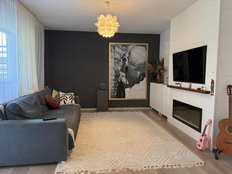 Duplex 3 camere - Mosnita Noua la asfalt
