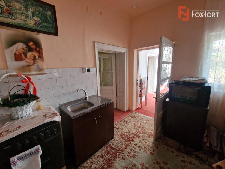 Casa individuala de vanzare cu 4 camere si teren de 800 mp - Recas