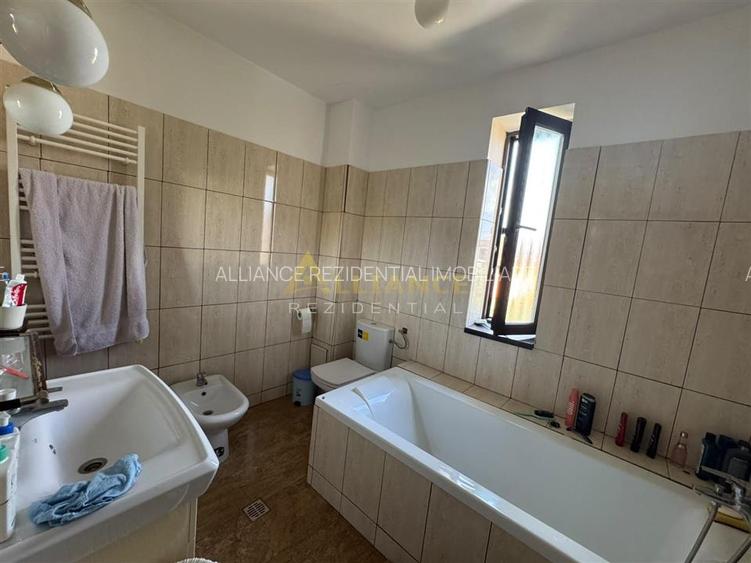 Casa 7 camere || Teren 400MP || Panouri 27KW || 285 MP Utili - 19