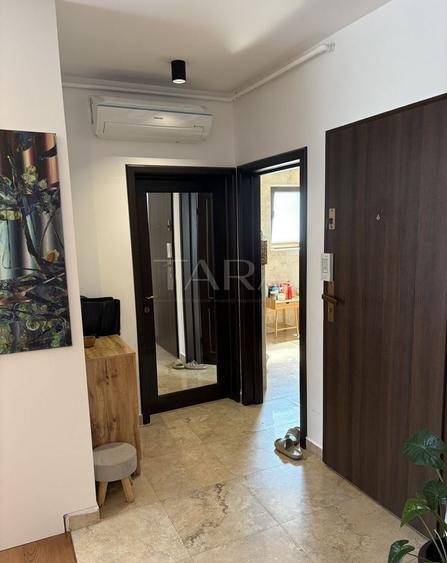 Apartament singur pe etaj, 2 balcoane și parcare, Andrei Mureșanu.