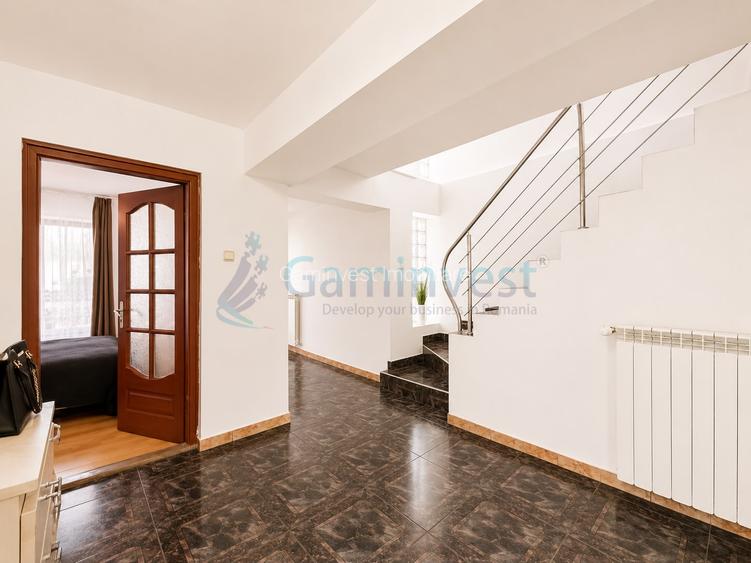 Casa cu 5 camere, singur in curte, cu Garaj zona Iosia, Oradea - 7