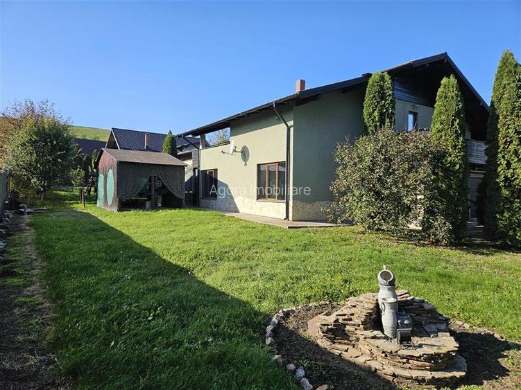 Suceava, casa deosebita in zona linistita. - 21