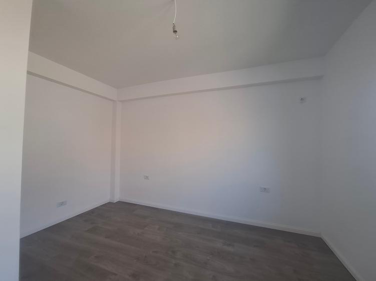 Vilă modernă de mijloc, finalizată la cheie | P+E+M | Curte proprie 130 mp