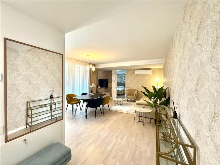 Apartament 3 camere, Ultracentral