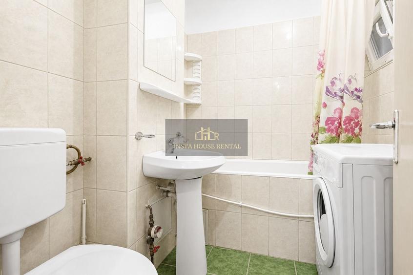 ❇️ 3 Camere DECOMANDAT | Etaj 1 | Reabilitat Termic - VEDERE ÎN SPATE
