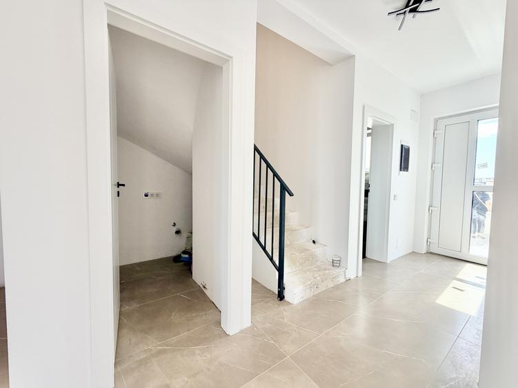 Duplex premium cu 4 camere | Cartier asfaltat | Mosnita