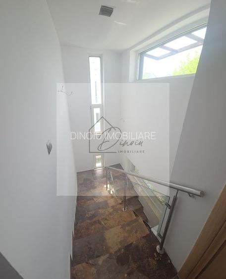 Vila Tunari P+1E I Locatie buna - Toate utilitatile I COMISION 0% - 11