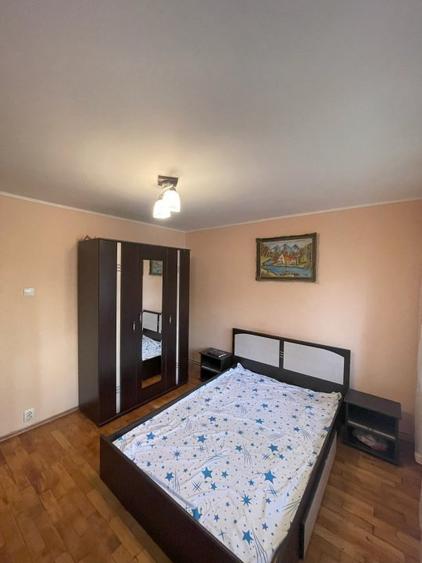 Apartament de vanzare, cu 3 camere decomandat, 68 mp, parter, zona Pasunii