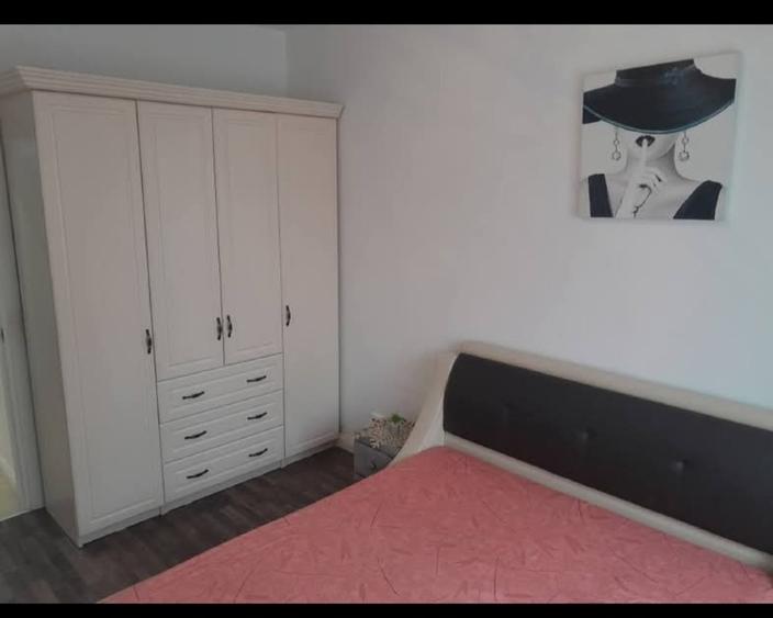 Ofer spre vânzare ap. 2 camere!!!