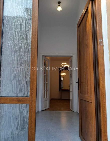 Apartament 2 camere de vânzare, vilă, parter, curte, încălzire în pardoseală - 2