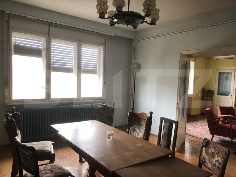 Apartament 4 camere, 117.24 mp, cu pivnița și garaj, zona Semicentrală
