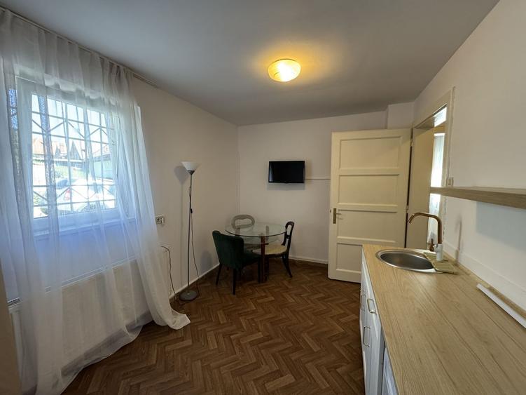 Birou la casa in zona centrala - str. Crisan