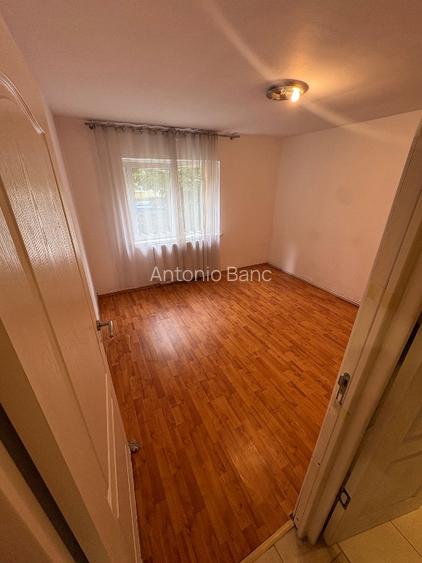 Apartament 3 camere , 2 băi în Brașov - 9