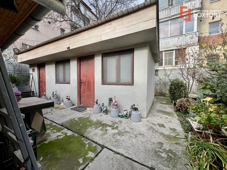 Casa individuala cu 4 camere de vanzare, zona Girocului