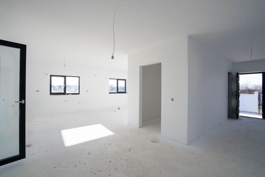 Casa noua cu 3 dormitoare 2 bai lângă inel metropolitan