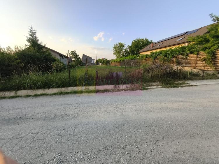 Teren cu acces facil la toate utilitățile lângă București
