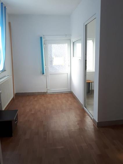 Cotroceni parter de casa 34 mp pt birou productie  1000 euro/luna
