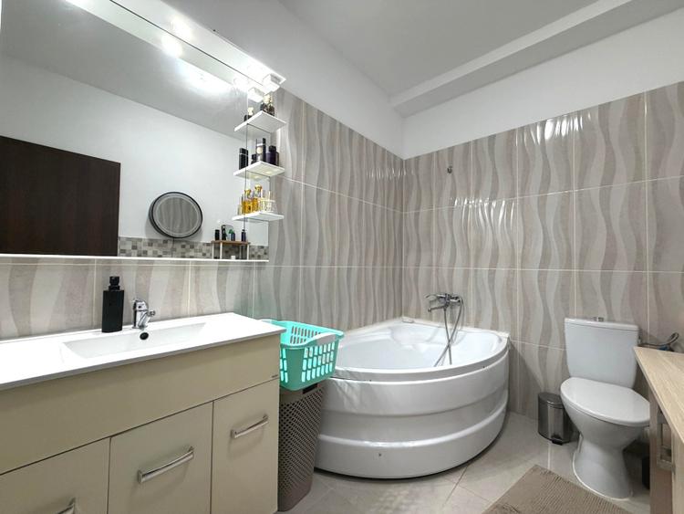 Apartament 2 camere, 63 mp utili, Etaj intermediar, Bloc nou- Lift + parcare