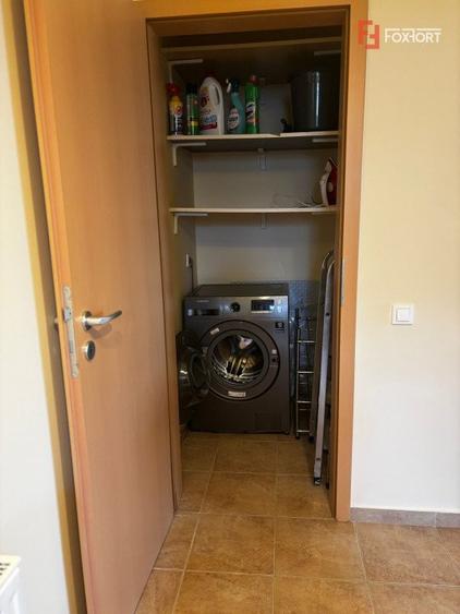Apartament de vanzare 3 camere decomandat,  Dumbravita