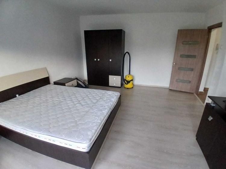 Garsoniera | Piata Muncii | Decomandata | Balcon | Proximitate Metrou