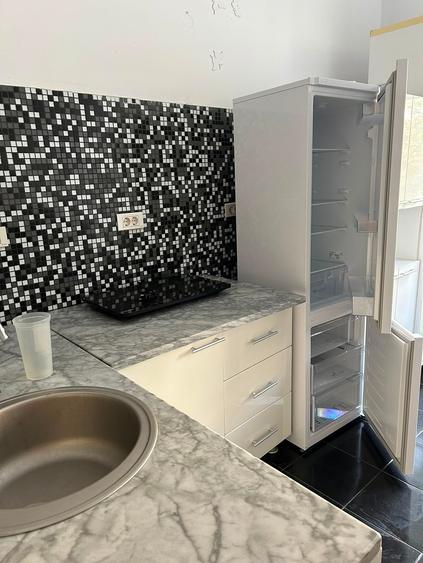Apartament 3 camere Centru Civic - Stefan Cel Mare