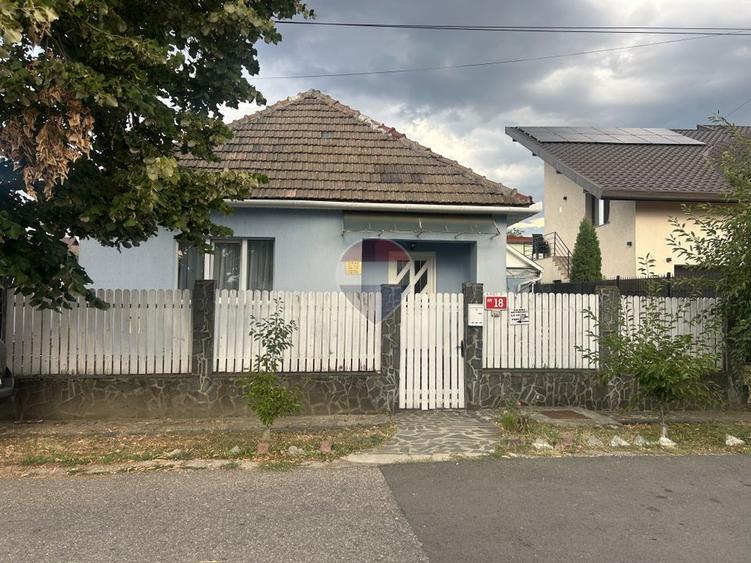 Casă modernă de închiriat | Orasul Vechi Baia Mare | 3 camere