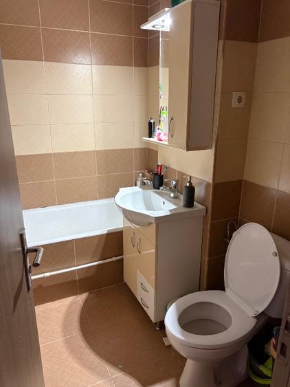 Apartament de închiriat