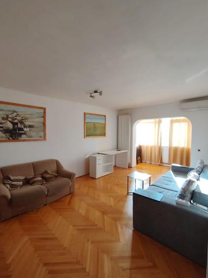 Mehala | 2 Camere | Decomandat | Centrala Proprie