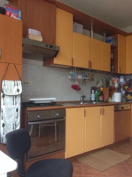 DE VÂNZARE VILĂ CU 2 ETAJE FALEZĂ NORD