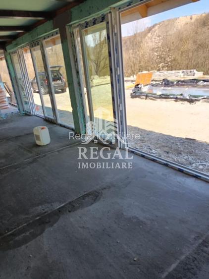 Proprietate cu potențial, într-un cadru natural de vis – 3581 mp teren - 4