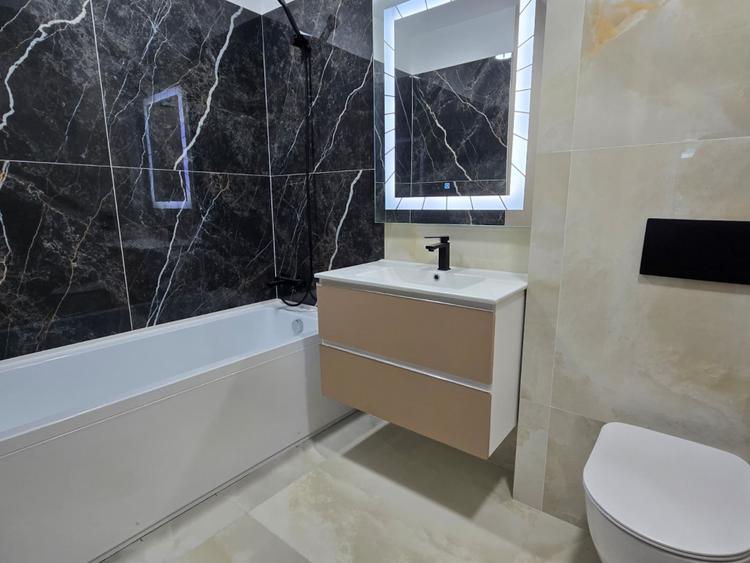 3 camere White Titanic - frontal mare – Mamaia Nord