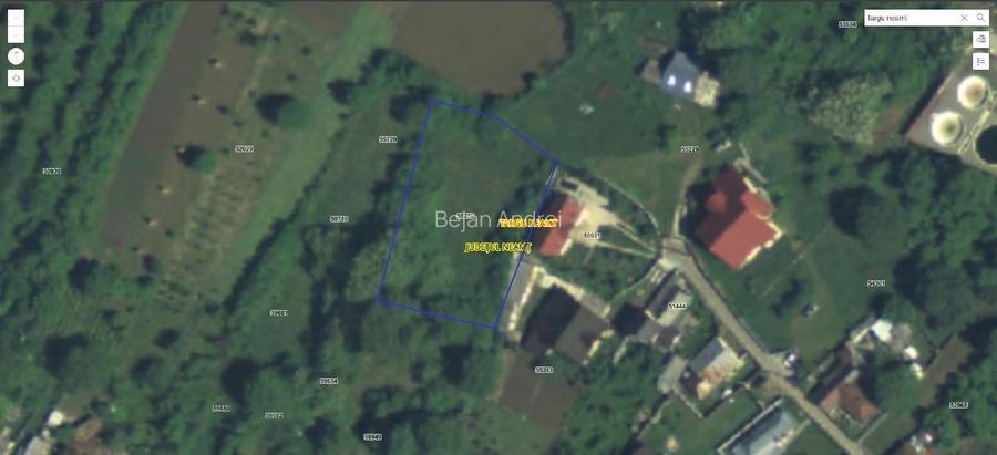Teren intravilan de vanzare 1677 mp - Vedere spre  Cetatea Neamțului - 2