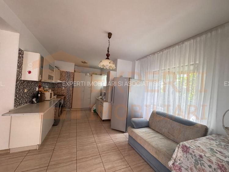 Casă de vânzare în Lazu – Agigea | Vilă P+M, 4 camere, curte amenajată - 2