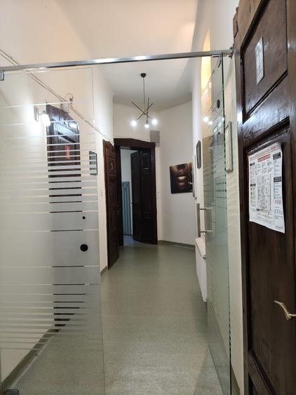 🏛️ Apartament într-o clădire istorică, într-o locație excelentă din Timișoara!
