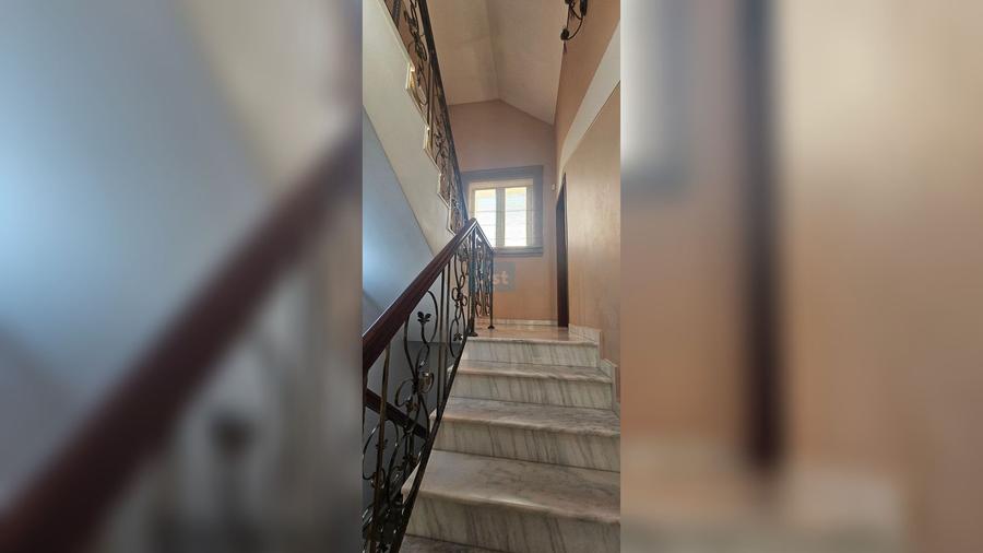 Casă premium D+P+E cu anexe si teren generos