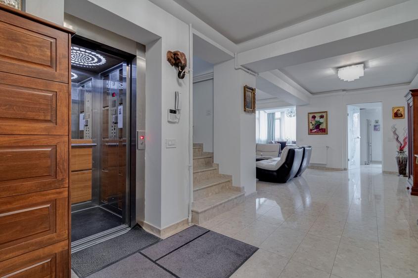 UNIC! Penthouse 7 camere, 286 mp utili, langa Parc Bazilescu, metrou!