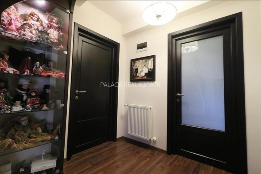 Vila individuala in Copou, 7 camere, 4 bai, garaj, beci, 280 mp util - 20