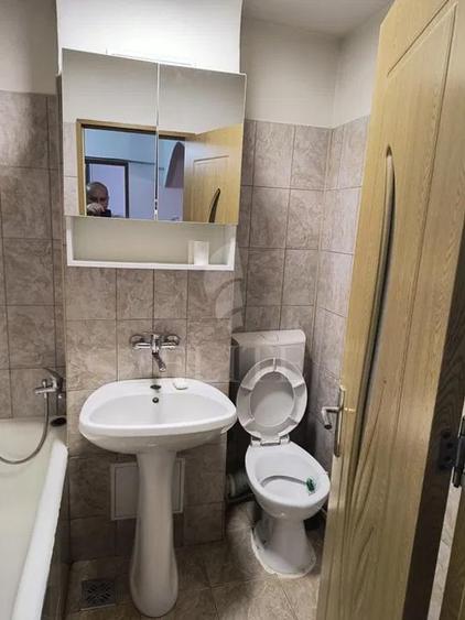 Apartament o camera în zona BILLA