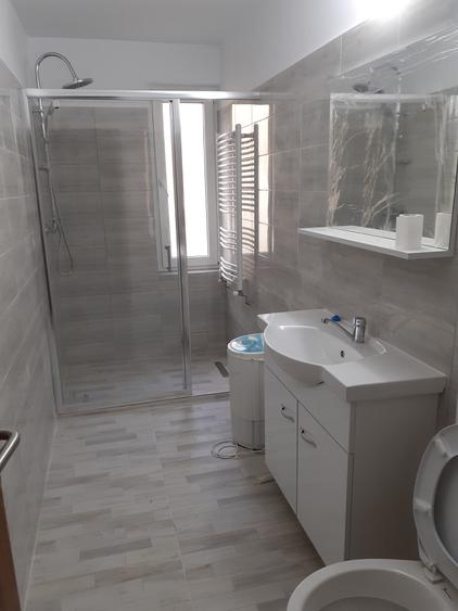 Garsonieră de închiriat – Ideală pentru sediu firmă!