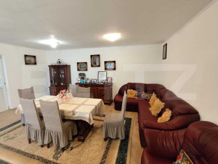 Cladire 460 mp utili, 14500 mp teren INTRAVILAN