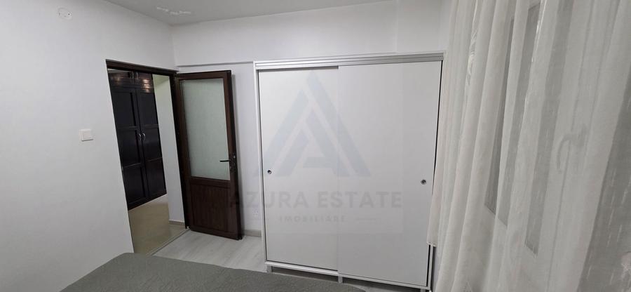 Apartament renovat cu 2 camere decomandat 50 mp etajul 2/8 Bd Mihai V