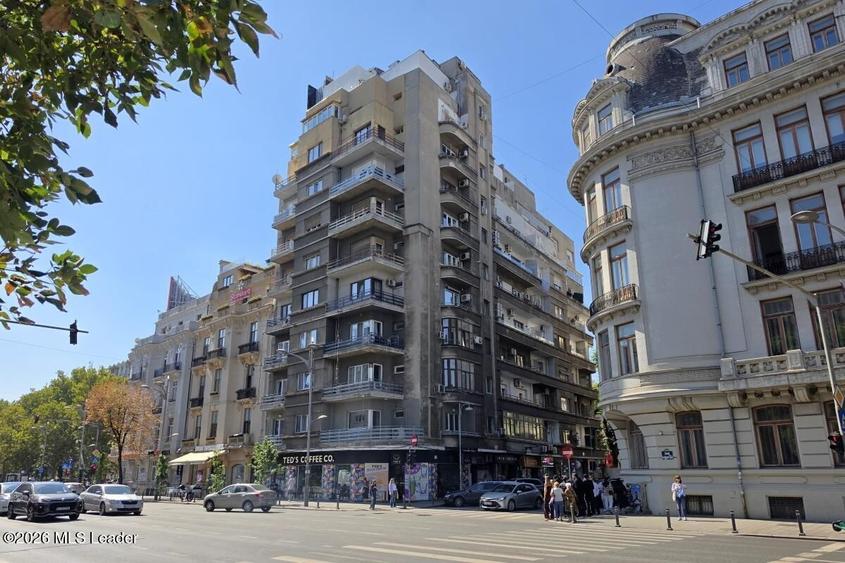 Piata Romana, 4 camere 138 MP total, Etaj 2/9, renovat - utilat, liber
