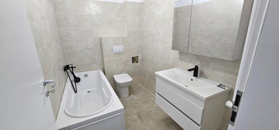 Apartament 2 camere cu curte de 85 mp in complexul Green Garden.
