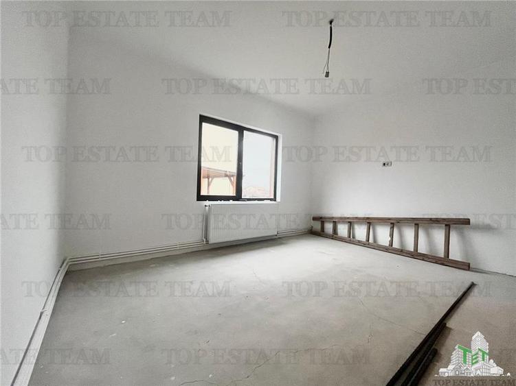 Casa P +1 Lumina, 8 camere- utilitati bransate