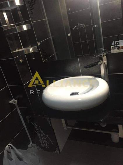 Garsoniera de închiriat