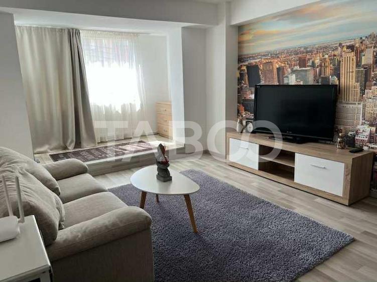Apartament modern de inchiriat 3 camere etaj 1 Centru - Constitutiei
