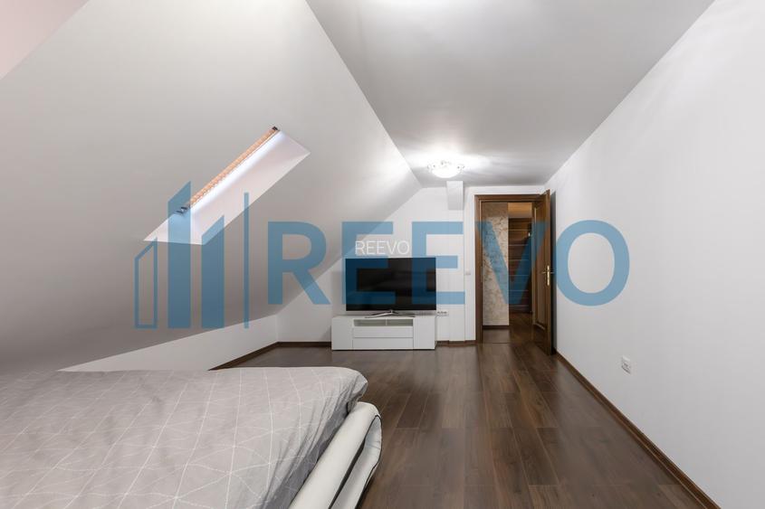 PENTHOUSE de vânzare, Grădina cu Magnolii + 3 locuri de parcare - 50